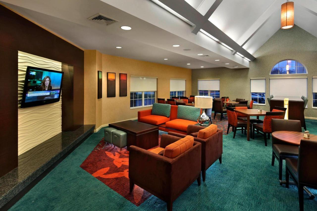 Residence Inn Danbury Bagian luar foto