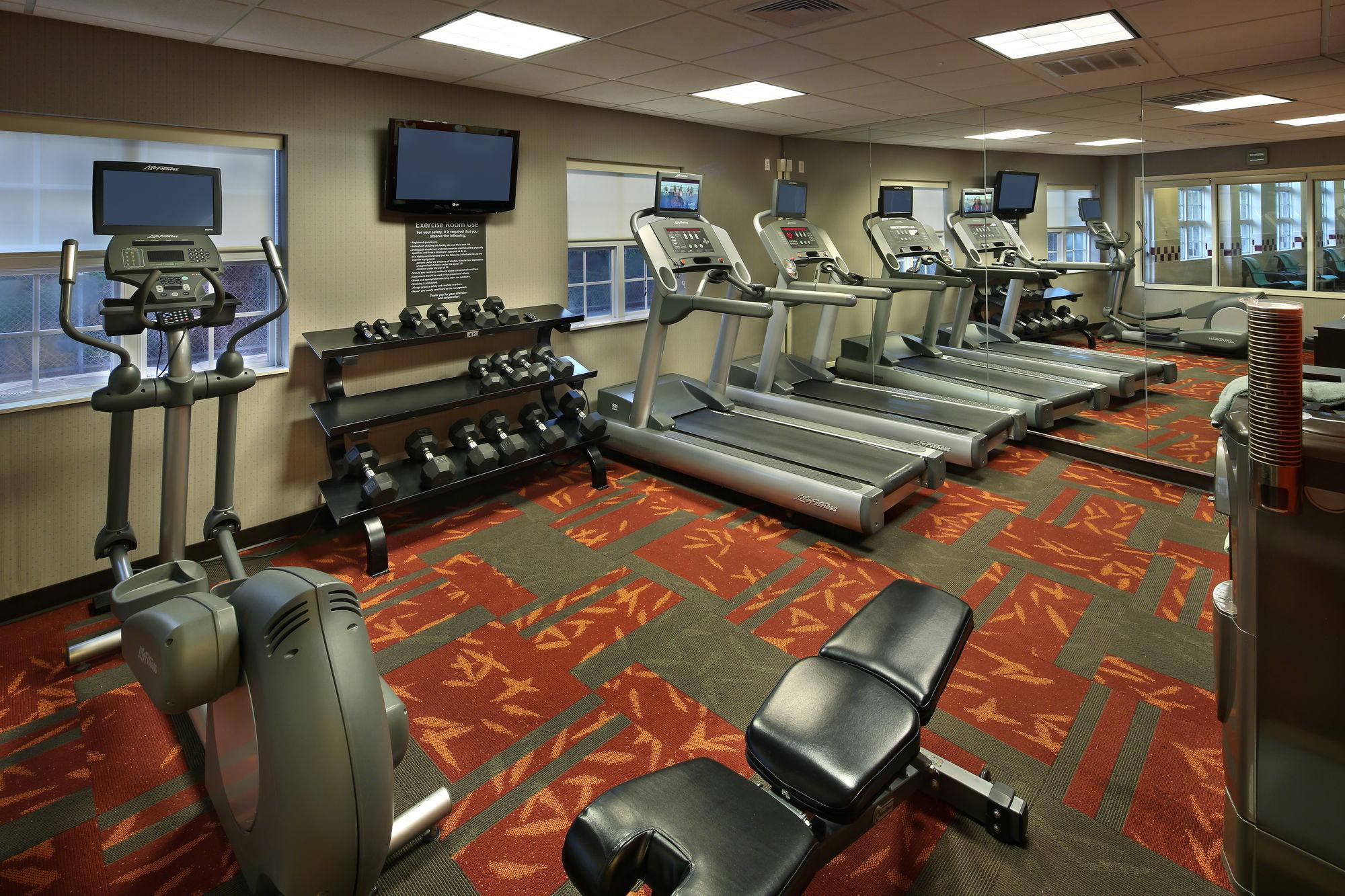 Residence Inn Danbury Bagian luar foto